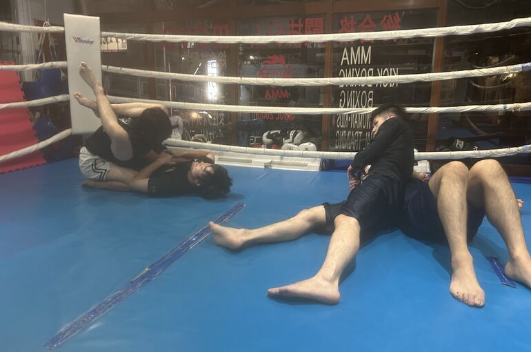 move10/28火曜トレーニング風景【MMA　ジム】