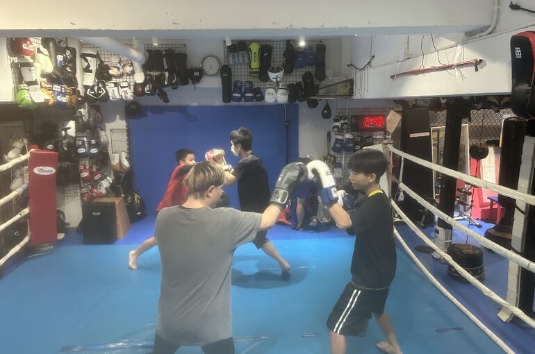move12/9火曜トレーニング風景【MMAジム キックボクシング】