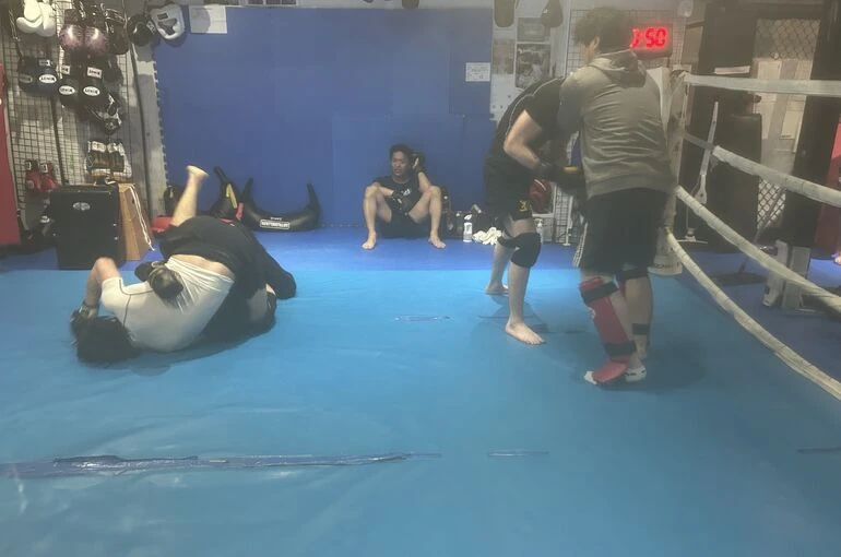    【MMA　キックボクシングジム】move4/22水曜トレーニング風景   