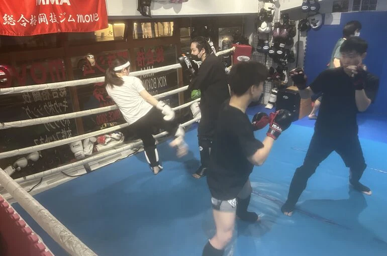    【総合格闘技ジム】move4/24金曜トレーニング風景   
