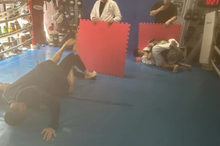   move5/16土曜トレーニング風景【MMA　キックボクシングジム】   