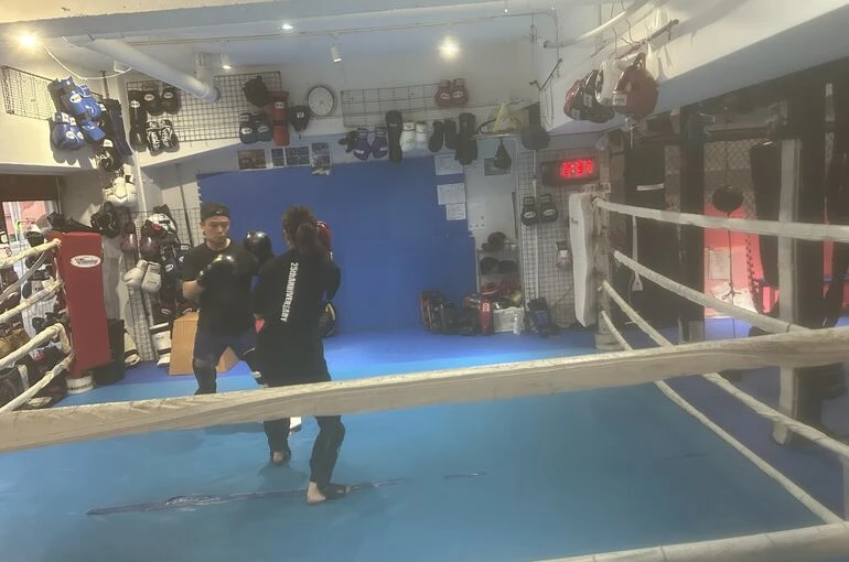    move5/27水曜トレーニング風景【MMA　キックボクシングジム】   