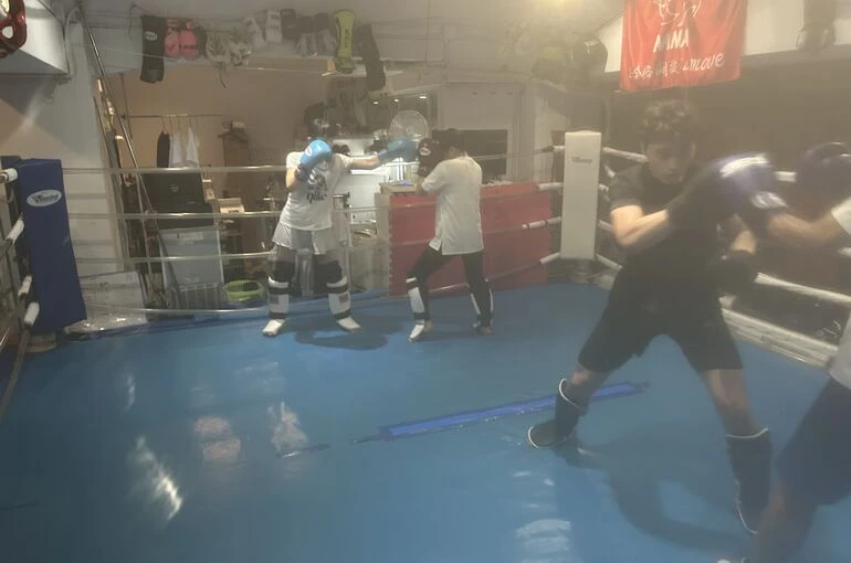    move6/12金曜トレーニング風景【MMA　キックボクシングジム】   