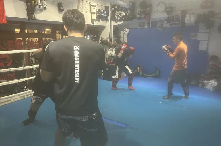    move6/16火曜トレーニング風景【MMA　キックボクシングジム】   