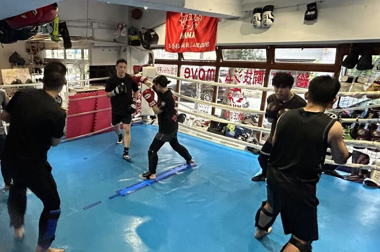    move6/21日曜トレーニング風景【MMA　キックボクシングジム】   