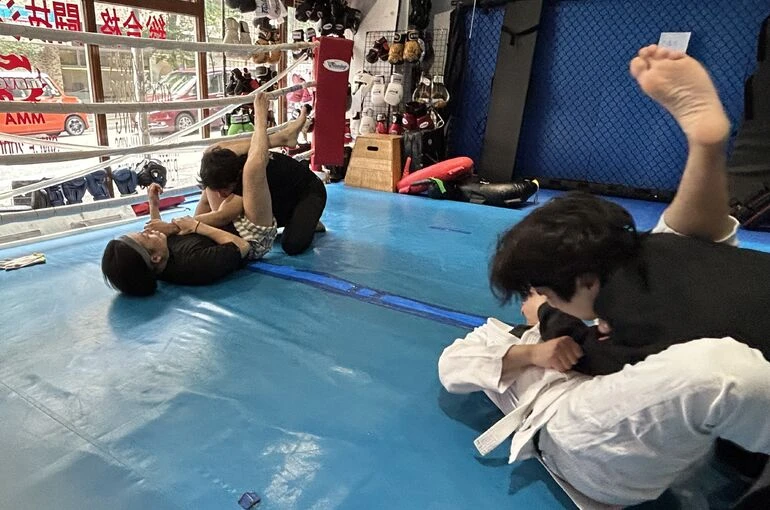    move7/4土曜トレーニング風景【総合格闘技ジム】   