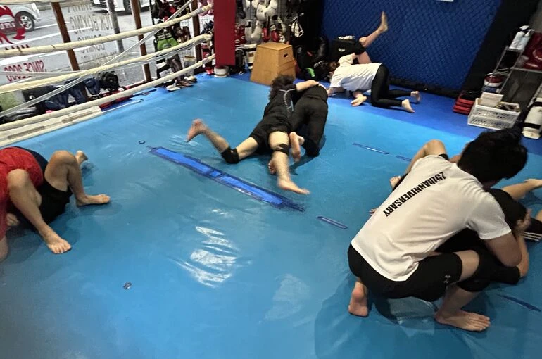    move7/5日曜トレーニング風景【MMA　キックボクシング　ボクシングジム】   