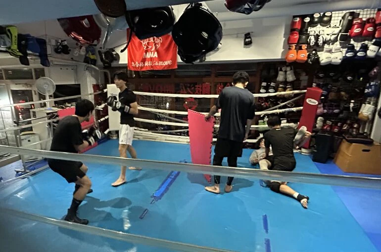    move7/22水曜トレーニング風景【MMA　キックボクシングジム】   
