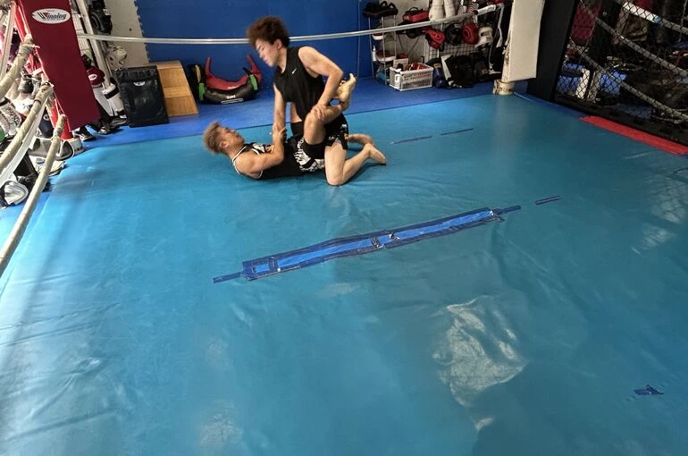    move8/26水曜トレーニング風景【MMA　キックボクシングジム】   