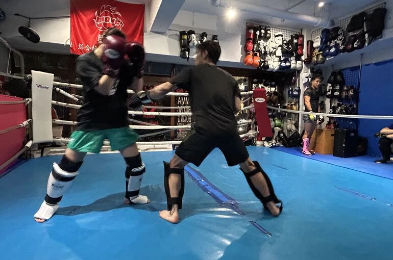    move9/8火曜トレーニング風景【MMA　キックボクシングジム】   