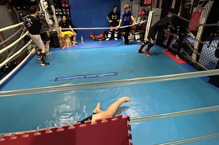    move9/16水曜トレーニング風景【格闘技ジム】   