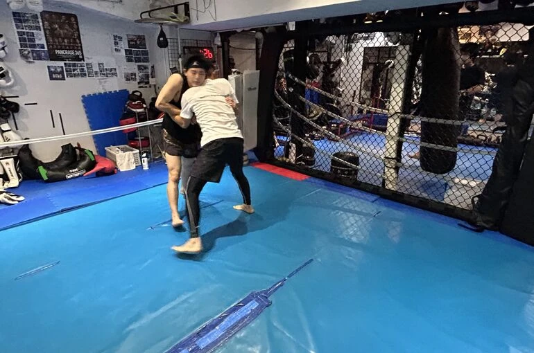    move10/22木曜トレーニング風景【格闘技ジム】   